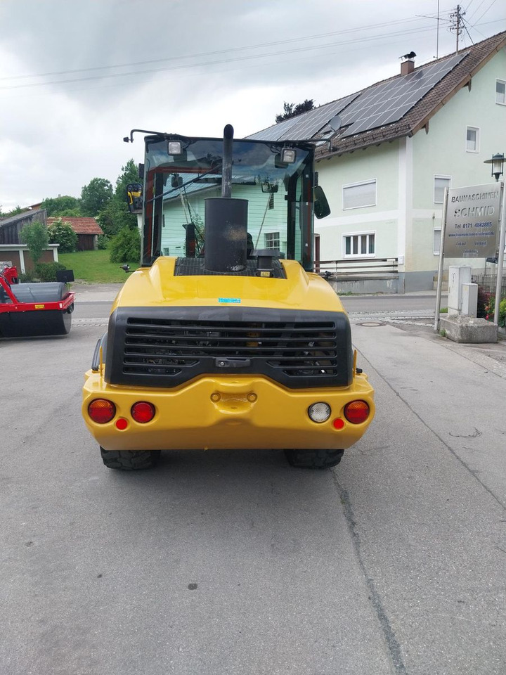 CAT 906H - Utovarivač točkaš: slika 4 CAT 906H - Utovarivač točkaš: slika 4