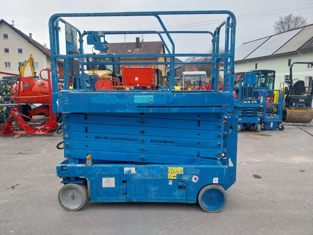 Genie GS 4047 - Lift u obliku makaza: slika 1 Genie GS 4047 - Lift u obliku makaza: slika 1