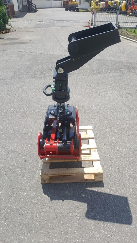 Holzgreifer Holzzangen Forstgreifer Rückezange Minibagger Kubota - Kuka: slika 2 Holzgreifer Holzzangen Forstgreifer Rückezange Minibagger Kubota - Kuka: slika 2