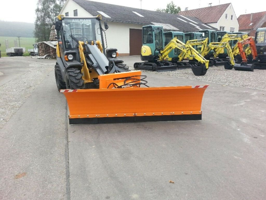 Kramer Schneeschild 2,6m 750, 5075, 850, 950, 1150 - Raonik za sneg za Korisno/ Posebno vozilo: slika 1 Kramer Schneeschild 2,6m 750, 5075, 850, 950, 1150 - Raonik za sneg za Korisno/ Posebno vozilo: slika 1