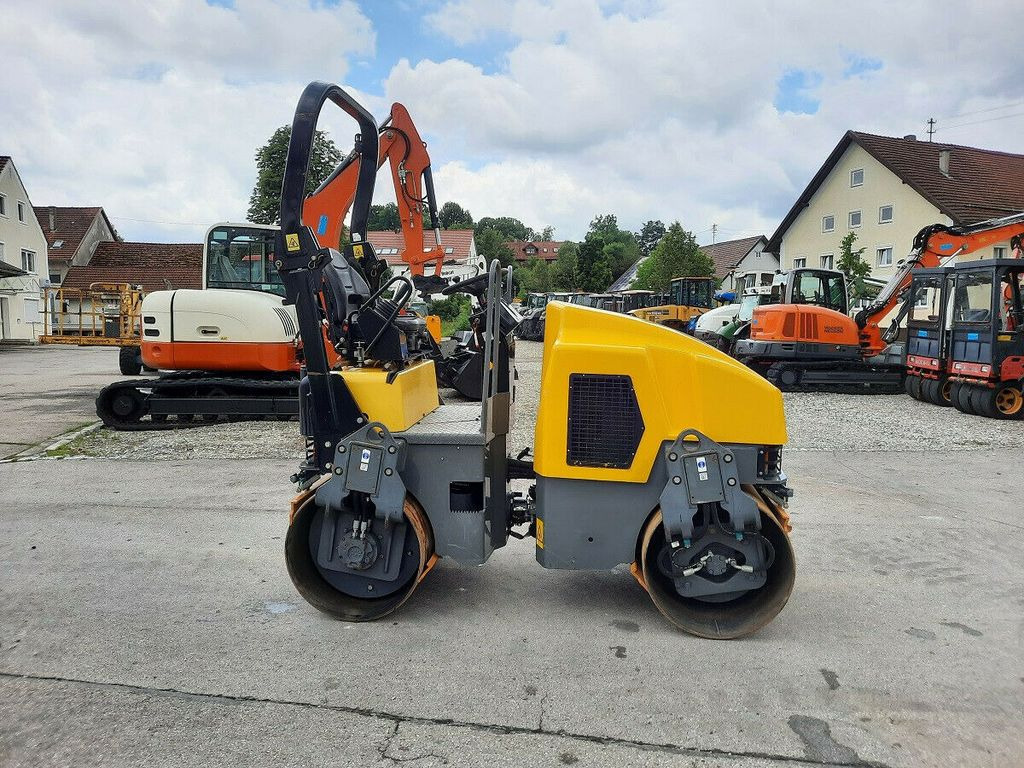 Wacker RD 27-120, neuer Motor 1 Stunde - Valjak: slika 3 Wacker RD 27-120, neuer Motor 1 Stunde - Valjak: slika 3