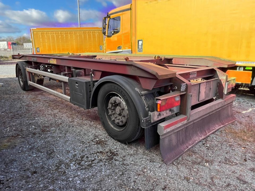HUEFFERMANN 2-achs Abrollanhänger HAR 18.70 Containeranhänger Außenrollenanhg. - Abrol/ Autopodizač prikolica: slika 3 HUEFFERMANN 2-achs Abrollanhänger HAR 18.70 Containeranhänger Außenrollenanhg. - Abrol/ Autopodizač prikolica: slika 3