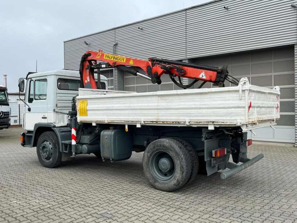 MAN F90 18.232 FK 2-Achs Kipper Kran Palf. PK 8000 - Istovarivač, Kamion sa dizalicom: slika 3 MAN F90 18.232 FK 2-Achs Kipper Kran Palf. PK 8000 - Istovarivač, Kamion sa dizalicom: slika 3
