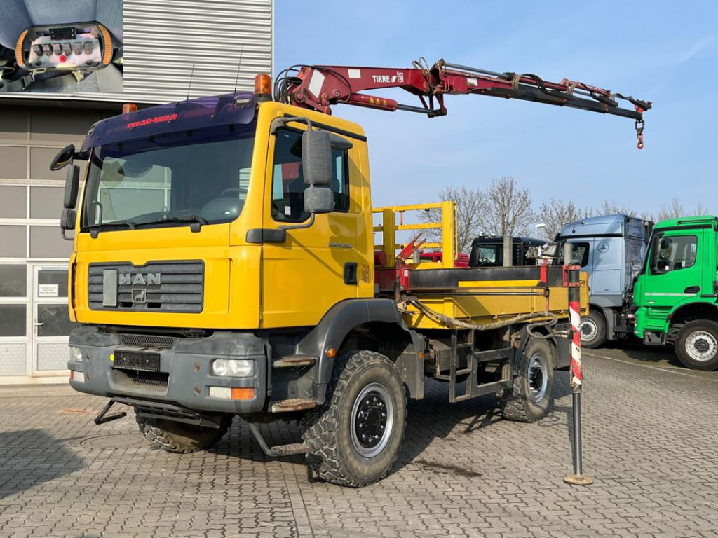 MAN TG-M 18.280 4x4 Pritsche Kran Singelreifen Funkfernbedienung - Kamion sa tovarnim sandukom, Kamion sa dizalicom: slika 1 MAN TG-M 18.280 4x4 Pritsche Kran Singelreifen Funkfernbedienung - Kamion sa tovarnim sandukom, Kamion sa dizalicom: slika 1