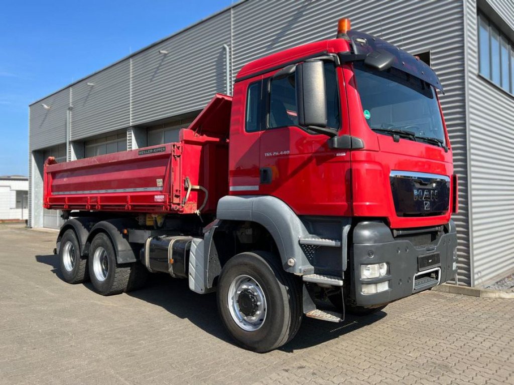 MAN TG-S 26.440 6x6 3-Achs Allradkipper Bordmatik - Istovarivač: slika 2 MAN TG-S 26.440 6x6 3-Achs Allradkipper Bordmatik - Istovarivač: slika 2