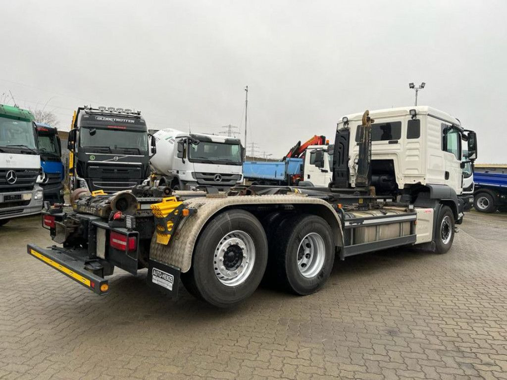 MAN TG-S 26.460 6x2-2 BL Abrollkipper Meiller, Funk - Kamion sa hidrauličnom kukom: slika 4 MAN TG-S 26.460 6x2-2 BL Abrollkipper Meiller, Funk - Kamion sa hidrauličnom kukom: slika 4