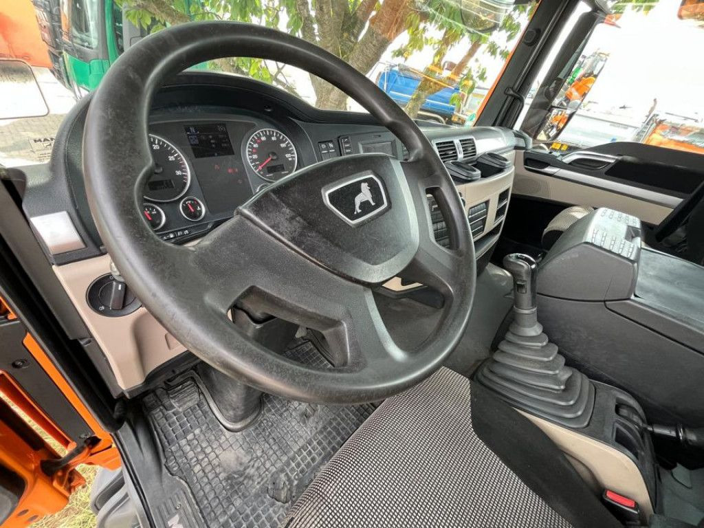 MAN TG-S 26.460 6x4 BB Abrollkipper kurzer Radstand - Kamion sa hidrauličnom kukom: slika 5 MAN TG-S 26.460 6x4 BB Abrollkipper kurzer Radstand - Kamion sa hidrauličnom kukom: slika 5