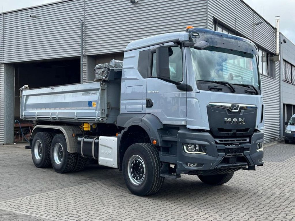 MAN TG-S 26.510 6x4 BB 3-Achs Kipper Meiller Bordmat - Istovarivač: slika 2 MAN TG-S 26.510 6x4 BB 3-Achs Kipper Meiller Bordmat - Istovarivač: slika 2