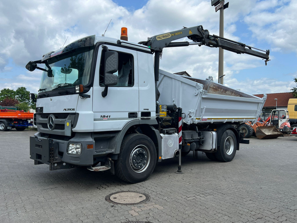 MERCEDES-BENZ Actros 1841 K 2-Achs Kipper Kran Funk 2xhydr+Greifer - Istovarivač, Kamion sa dizalicom: slika 1 MERCEDES-BENZ Actros 1841 K 2-Achs Kipper Kran Funk 2xhydr+Greifer - Istovarivač, Kamion sa dizalicom: slika 1