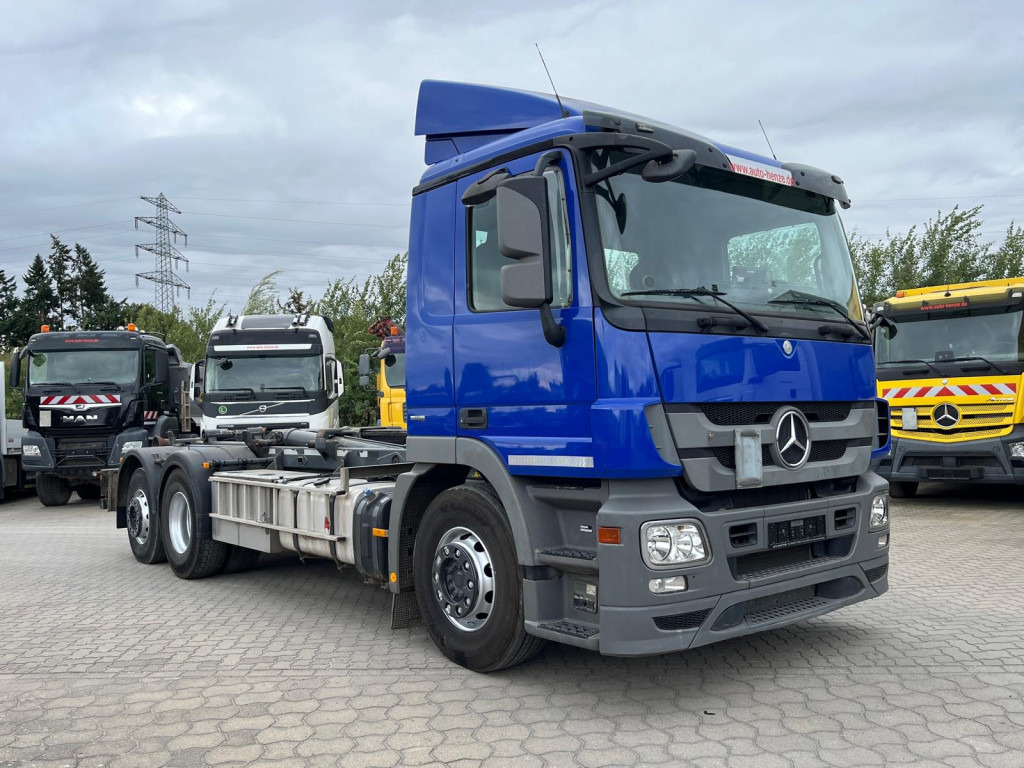 MERCEDES-BENZ Actros 2541 L6x2 Abrollkipper Meiller Schub+Knick - Kamion sa hidrauličnom kukom: slika 5 MERCEDES-BENZ Actros 2541 L6x2 Abrollkipper Meiller Schub+Knick - Kamion sa hidrauličnom kukom: slika 5