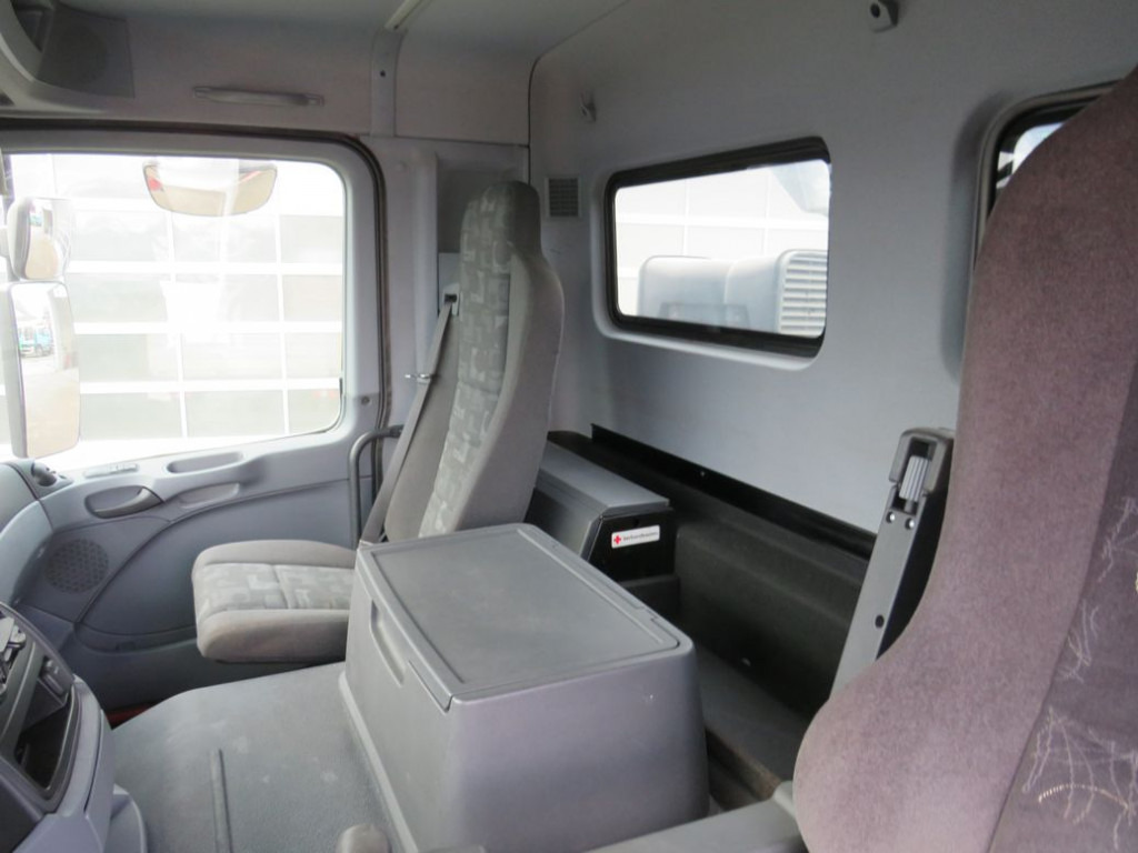 MERCEDES-BENZ Actros 4141 8x6 4 Achs Muldenkipper Kupplung, 1. Hand - Istovarivač: slika 4 MERCEDES-BENZ Actros 4141 8x6 4 Achs Muldenkipper Kupplung, 1. Hand - Istovarivač: slika 4