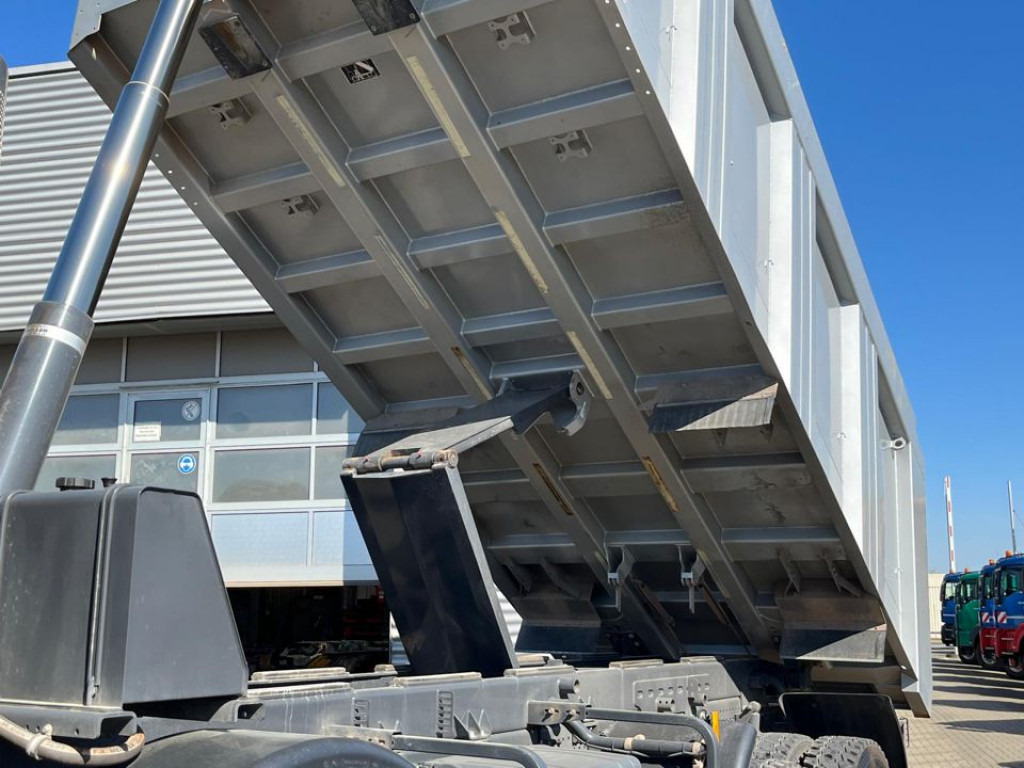 MERCEDES-BENZ Arocs 4153 8x6 4 Achs Muldenkipper Meiller - Istovarivač: slika 2 MERCEDES-BENZ Arocs 4153 8x6 4 Achs Muldenkipper Meiller - Istovarivač: slika 2