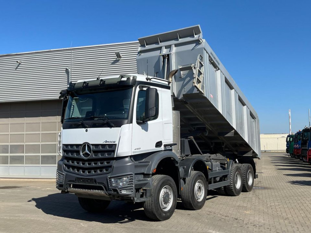 MERCEDES-BENZ Arocs 4153 8x6 4 Achs Muldenkipper Meiller - Istovarivač: slika 1 MERCEDES-BENZ Arocs 4153 8x6 4 Achs Muldenkipper Meiller - Istovarivač: slika 1