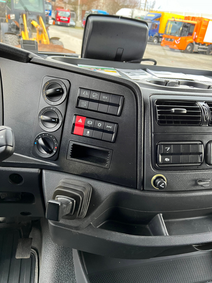 Kamion sa ceradom MERCEDES-BENZ Atego 1527 L Pritsche LBW LBW 1.5 to: slika 11 Kamion sa ceradom MERCEDES-BENZ Atego 1527 L Pritsche LBW LBW 1.5 to: slika 11