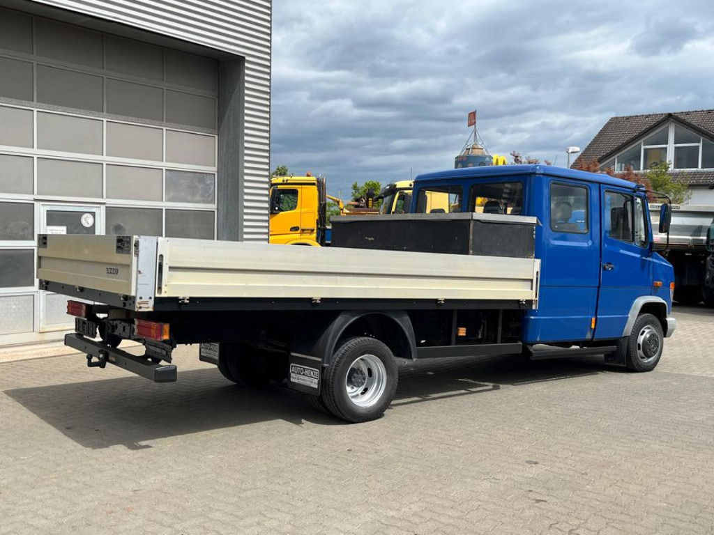 MERCEDES-BENZ Vario 614 D Pritsche Doppelkabine LKW Motor 4.3 Ltr. - Dostavno vozilo sa otvorenom sandukom, Dostavno vozilo sa duplom kabinom: slika 4 MERCEDES-BENZ Vario 614 D Pritsche Doppelkabine LKW Motor 4.3 Ltr. - Dostavno vozilo sa otvorenom sandukom, Dostavno vozilo sa duplom kabinom: slika 4
