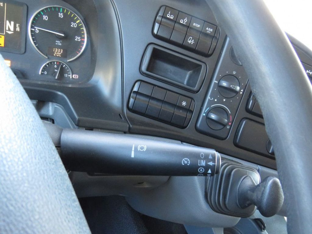 Kamion sa tovarnim sandukom, Kamion sa dizalicom Mercedes-Benz Actros 2541 L6x2 Pritsche Heckkran Funk: slika 7