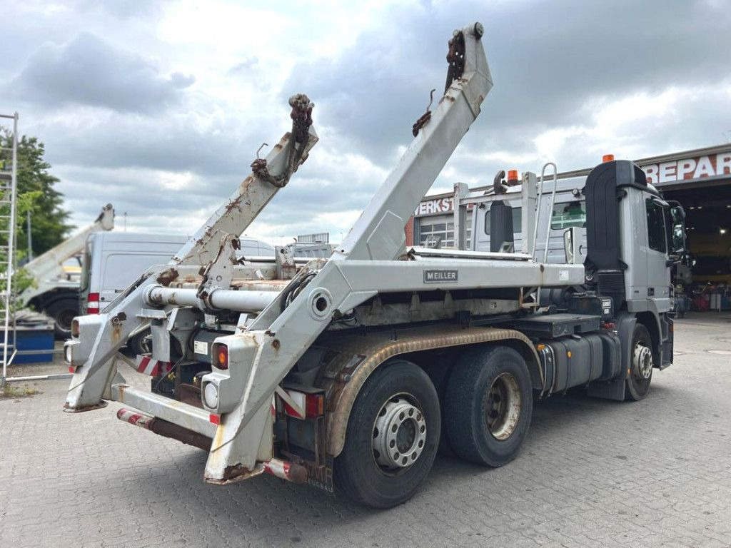 Mercedes-Benz Actros 2641 L 6x2 Abrollkipper 159TKM kuz.Radsta - Kamion sa hidrauličnom kukom: slika 4 Mercedes-Benz Actros 2641 L 6x2 Abrollkipper 159TKM kuz.Radsta - Kamion sa hidrauličnom kukom: slika 4