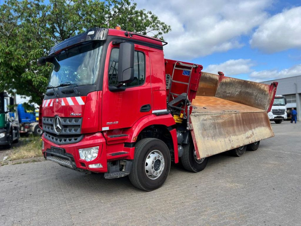 Mercedes-Benz Arocs 3243 8x4 4-Achs Kipper Bordmatik - Istovarivač: slika 1 Mercedes-Benz Arocs 3243 8x4 4-Achs Kipper Bordmatik - Istovarivač: slika 1