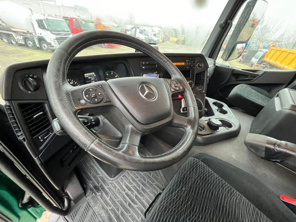 Istovarivač Mercedes-Benz Arocs 4145 8x8 4 Achs Muldenkipper Meiller: slika 6