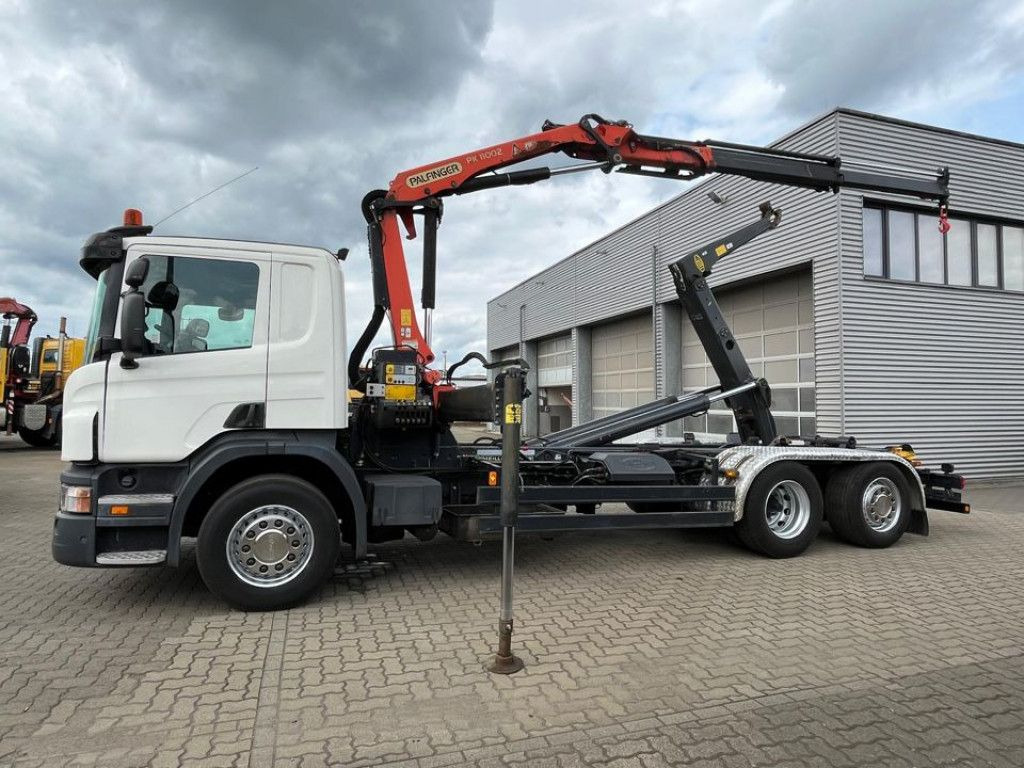 Scania P 360 6x2 Abrollkipper mit Kran Lift/Lenkachse Scania P 360 6x2 Abrollkipper mit Kran Lift/Lenkachse - Kamion sa hidrauličnom kukom, Kamion sa dizalicom: slika 3 Scania P 360 6x2 Abrollkipper mit Kran Lift/Lenkachse Scania P 360 6x2 Abrollkipper mit Kran Lift/Lenkachse - Kamion sa hidrauličnom kukom, Kamion sa dizalicom: slika 3