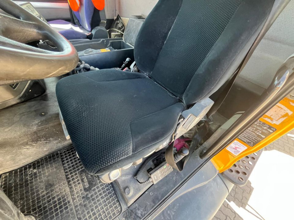 MAN TG-S 18.440 4x4 H BLS SZM Komplettpreis mit Betonauflieger - Tegljač: slika 3 MAN TG-S 18.440 4x4 H BLS SZM Komplettpreis mit Betonauflieger - Tegljač: slika 3