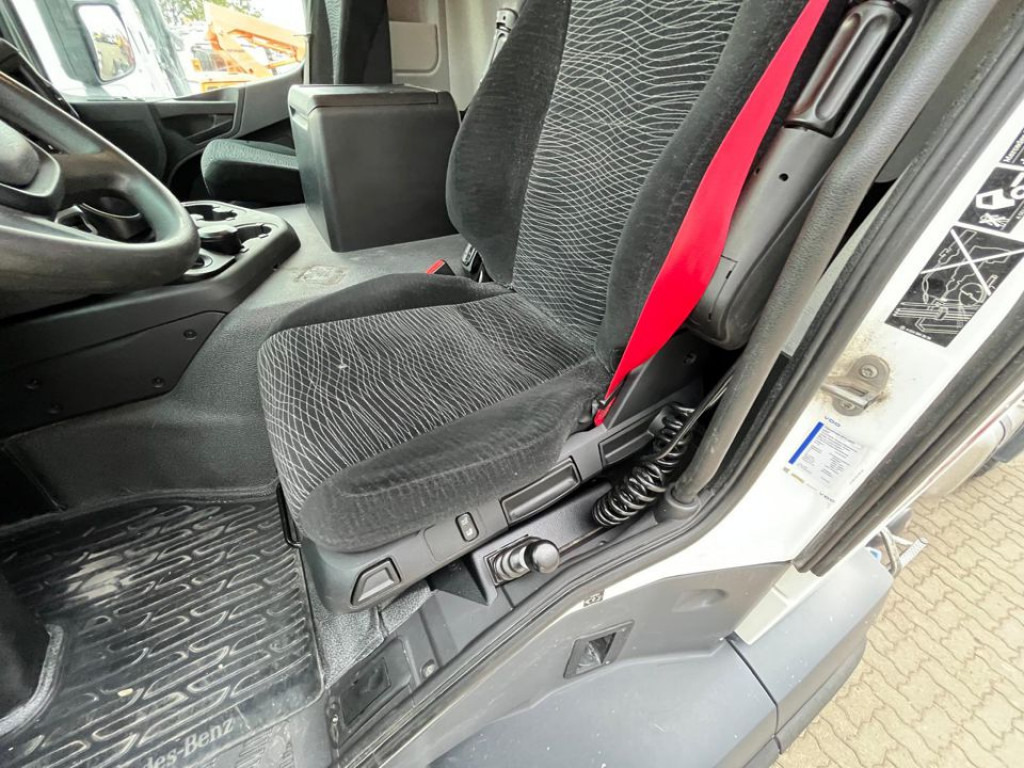 MERCEDES-BENZ Arocs 2043 AS 4x4 SZM nur 133TKM ! Kipphydraulik - Tegljač: slika 2 MERCEDES-BENZ Arocs 2043 AS 4x4 SZM nur 133TKM ! Kipphydraulik - Tegljač: slika 2