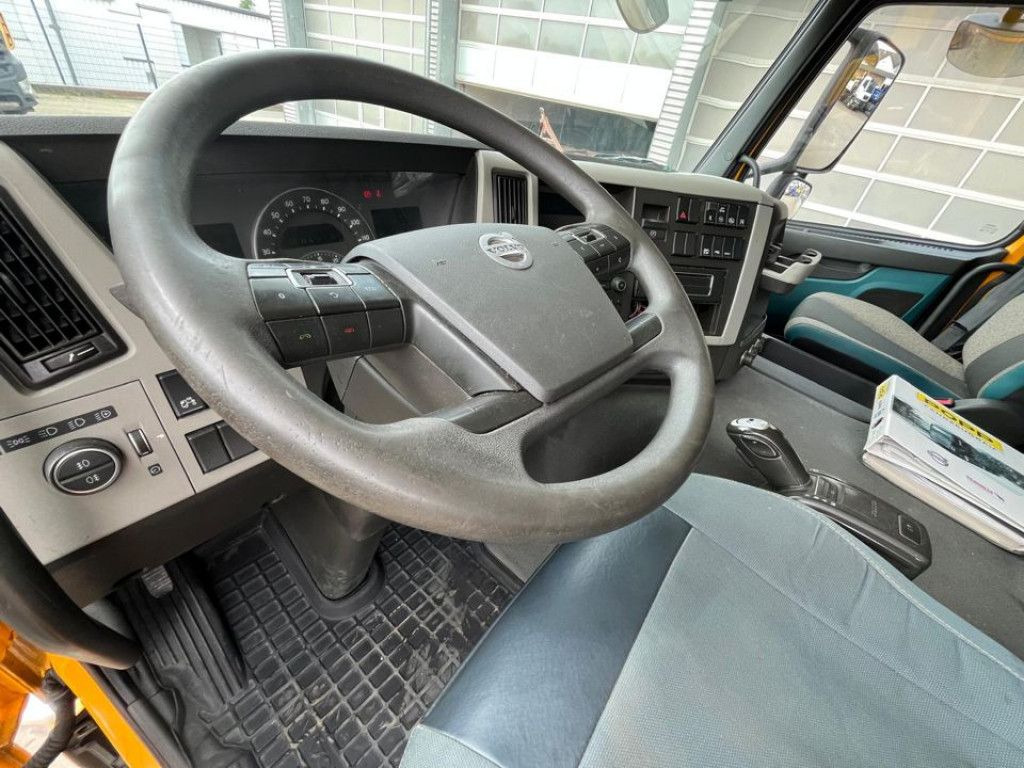 Volvo FM 410 4x2 SZM 6796 KG Leergewicht - Tegljač: slika 5 Volvo FM 410 4x2 SZM 6796 KG Leergewicht - Tegljač: slika 5