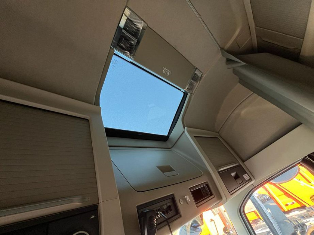 VOLVO (S) Truck FH 500 6x2 Abrollkipper Funkfernbedienung - Kamion sa hidrauličnom kukom: slika 5 VOLVO (S) Truck FH 500 6x2 Abrollkipper Funkfernbedienung - Kamion sa hidrauličnom kukom: slika 5