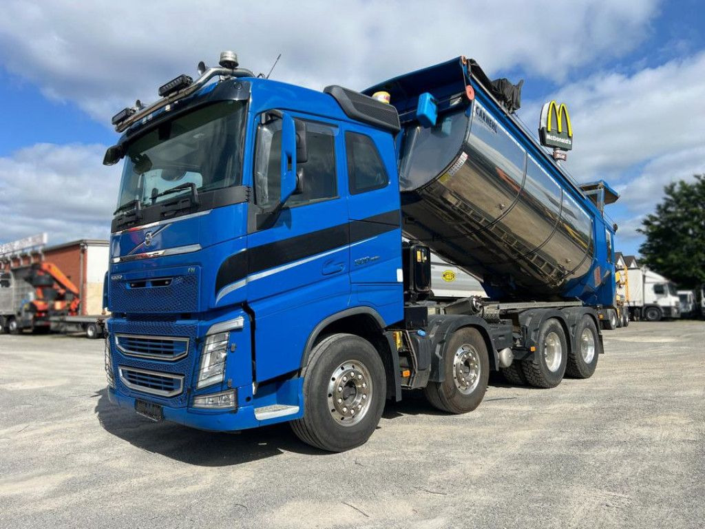 Volvo FH 500 8x4 TR 4 Achs Muldenkipper Carnehl Hardox - Kamion za utovaranje kontejnera: slika 1 Volvo FH 500 8x4 TR 4 Achs Muldenkipper Carnehl Hardox - Kamion za utovaranje kontejnera: slika 1