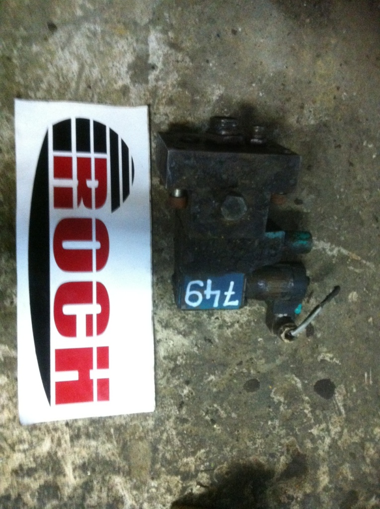 BOSCH 0810020401 315Bar 042 081WV04P1N139WS012/00A0 + CEWKA - Hidraulični ventil za Građevinska mašina: slika 1 BOSCH 0810020401 315Bar 042 081WV04P1N139WS012/00A0 + CEWKA - Hidraulični ventil za Građevinska mašina: slika 1