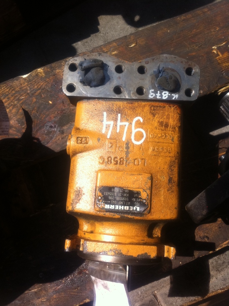 LIEBHERR AT.LMF045 - Hidraulični motor za Građevinska mašina: slika 2 LIEBHERR AT.LMF045 - Hidraulični motor za Građevinska mašina: slika 2