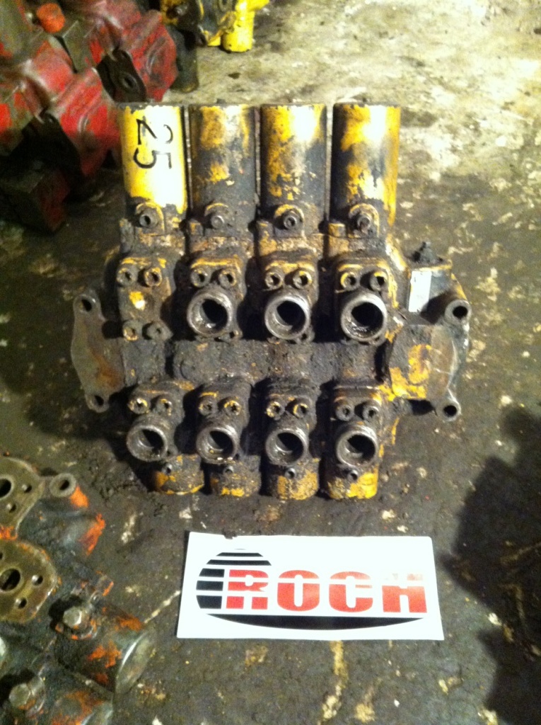 REXROTH AG7546-0-4-3C 280ATU - 4 SEKCYJNY - Hidraulični ventil za Građevinska mašina: slika 1 REXROTH AG7546-0-4-3C 280ATU - 4 SEKCYJNY - Hidraulični ventil za Građevinska mašina: slika 1