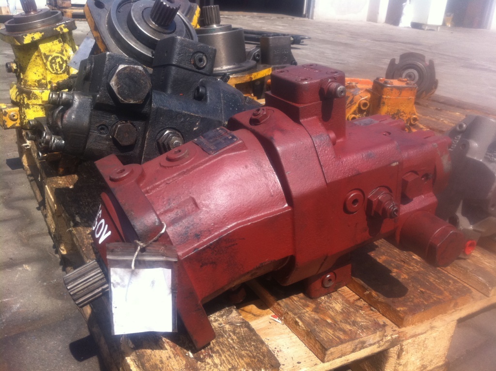 SENNEBOGEN A6VM107HAXT/63W-ZB370A-SK 2033315 225.01.60 - Hidraulični motor za Građevinska mašina: slika 1 SENNEBOGEN A6VM107HAXT/63W-ZB370A-SK 2033315 225.01.60 - Hidraulični motor za Građevinska mašina: slika 1