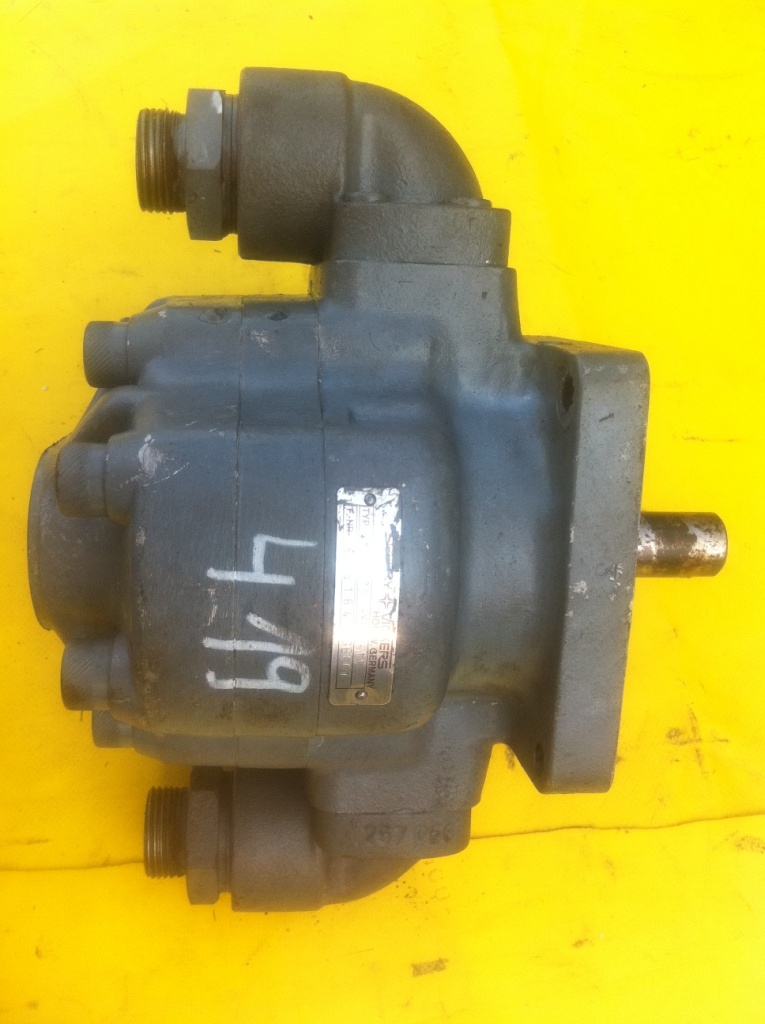 SPERRY VICKERS GMC4-25-P4F-11 - Hidraulični motor za Građevinska mašina: slika 1 SPERRY VICKERS GMC4-25-P4F-11 - Hidraulični motor za Građevinska mašina: slika 1
