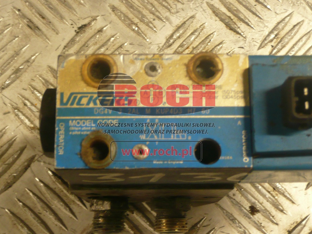VICKERS KOŚĆ - 1 SEKCYJNY + DG4V-3-2AL-M-KUP4D3-H7-60 + CEWKA 24V 30W - Hidraulični ventil: slika 2 VICKERS KOŚĆ - 1 SEKCYJNY + DG4V-3-2AL-M-KUP4D3-H7-60 + CEWKA 24V 30W - Hidraulični ventil: slika 2