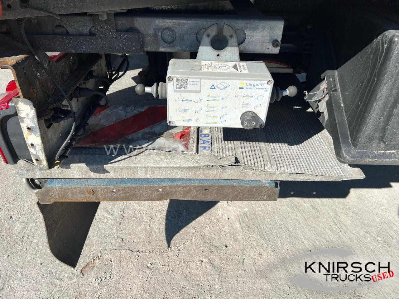 SCHMITZ SKO 24 Doppelstock, LBW 2000 kg, Liftachse - Poluprikolica hladnjače: slika 2 SCHMITZ SKO 24 Doppelstock, LBW 2000 kg, Liftachse - Poluprikolica hladnjače: slika 2