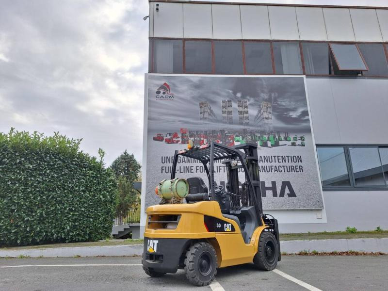 Caterpillar GP30NTD - Gasni viljuškar: slika 5 Caterpillar GP30NTD - Gasni viljuškar: slika 5