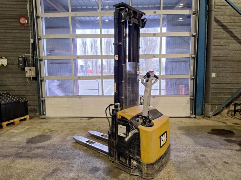 Caterpillar NSP16N - Slagač: slika 1 Caterpillar NSP16N - Slagač: slika 1