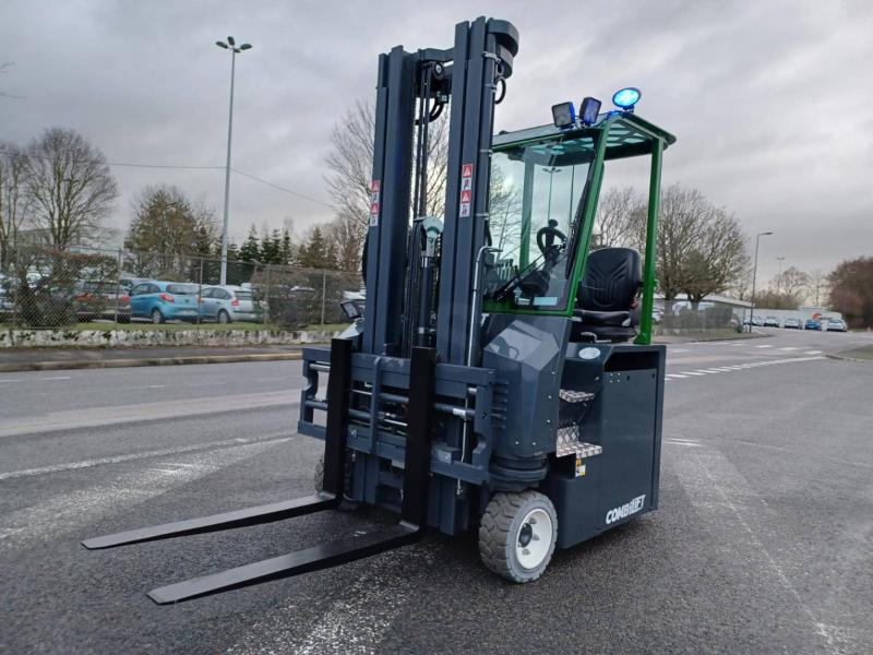 Combilift CBE3000 - Viljuškar sa 4 strane: slika 1 Combilift CBE3000 - Viljuškar sa 4 strane: slika 1