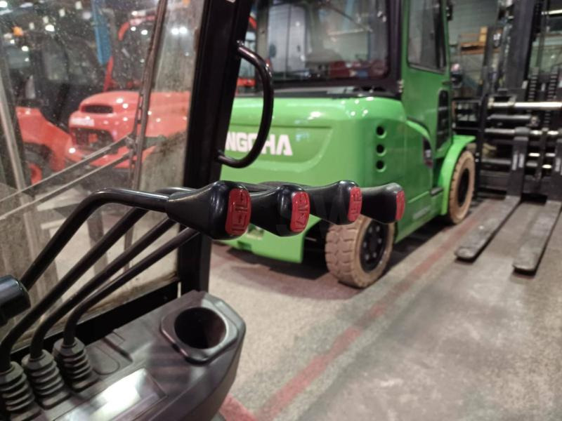 Gasni viljuškar Hangcha XF35G: slika 8