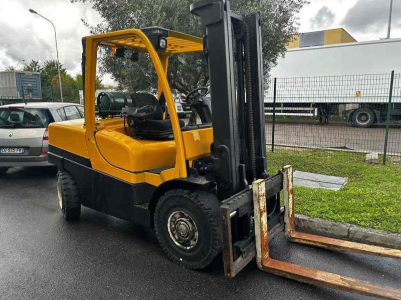 Yale GLP55VX - Gasni viljuškar: slika 2 Yale GLP55VX - Gasni viljuškar: slika 2
