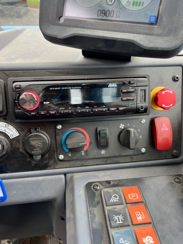 Utovarivač točkaš Bobcat T 40.180 SLPRC, Bj 21/22, 50 BH, Schaufel Gabel: slika 11 Utovarivač točkaš Bobcat T 40.180 SLPRC, Bj 21/22, 50 BH, Schaufel Gabel: slika 11