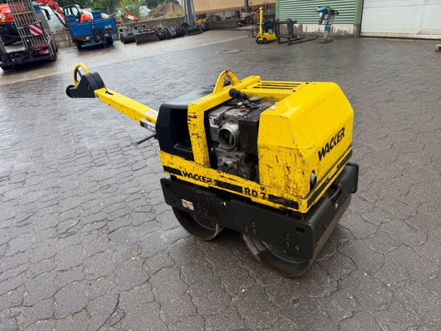 Wacker RD 7 H-S, Tandemwalze, Vibration, Wasser - Mini valjak: slika 1 Wacker RD 7 H-S, Tandemwalze, Vibration, Wasser - Mini valjak: slika 1