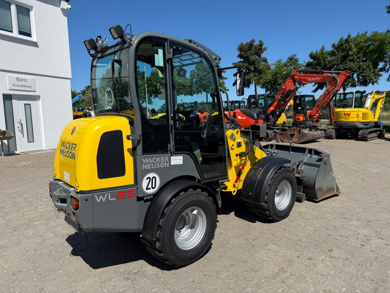 Wacker WL 25, Bj 23, 210 BH, Breitreifen Schaufel Gabel - Utovarivač točkaš: slika 4 Wacker WL 25, Bj 23, 210 BH, Breitreifen Schaufel Gabel - Utovarivač točkaš: slika 4