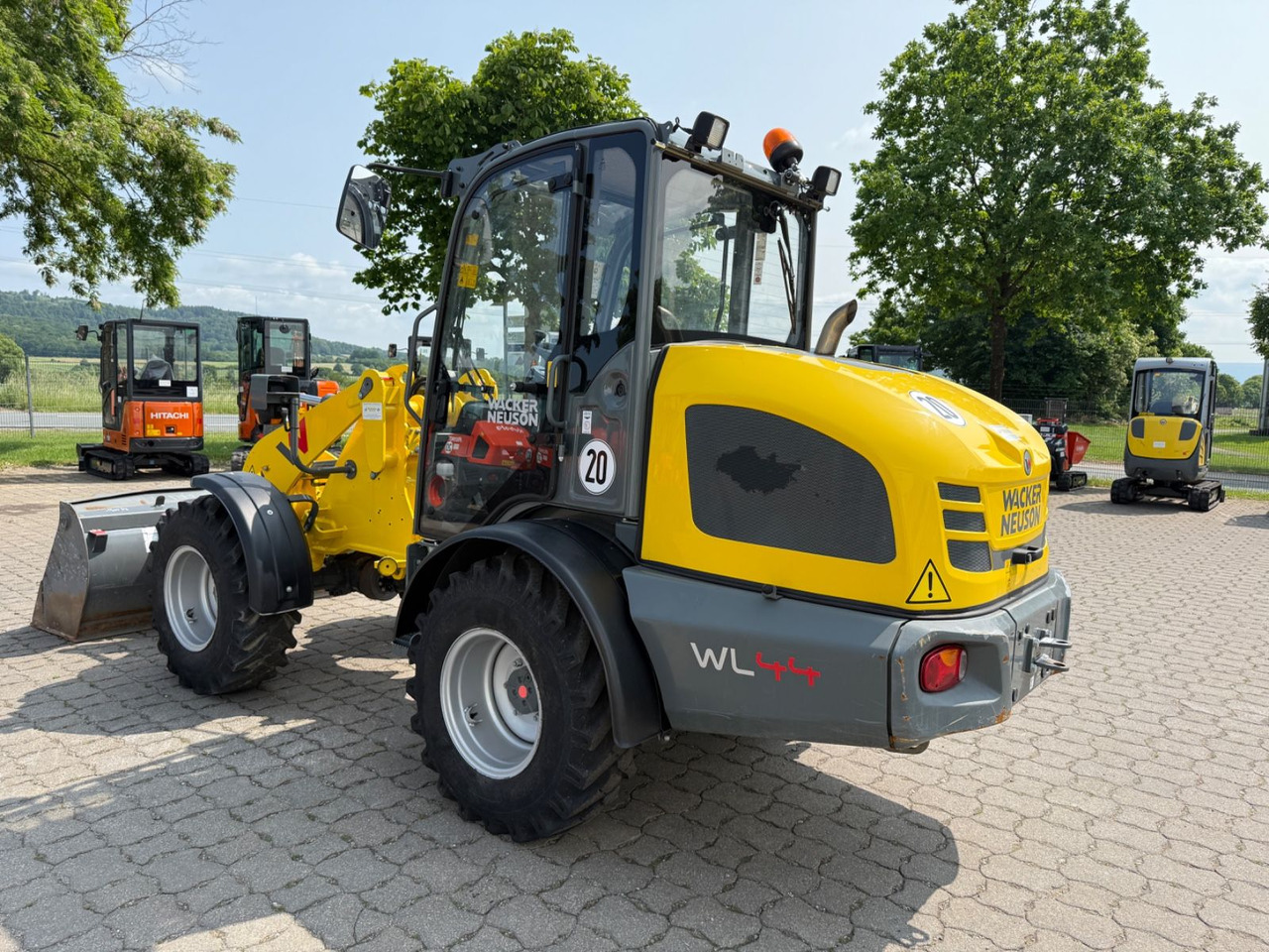 Wacker WL 44, BJ 22, 775 BH, Schaufel, Gabel, TOP - Utovarivač točkaš: slika 2 Wacker WL 44, BJ 22, 775 BH, Schaufel, Gabel, TOP - Utovarivač točkaš: slika 2