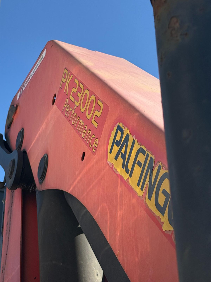 Volvo Kran LKW mit Hangler Auflieger ausziehbar ! - Tegljač: slika 3 Volvo Kran LKW mit Hangler Auflieger ausziehbar ! - Tegljač: slika 3
