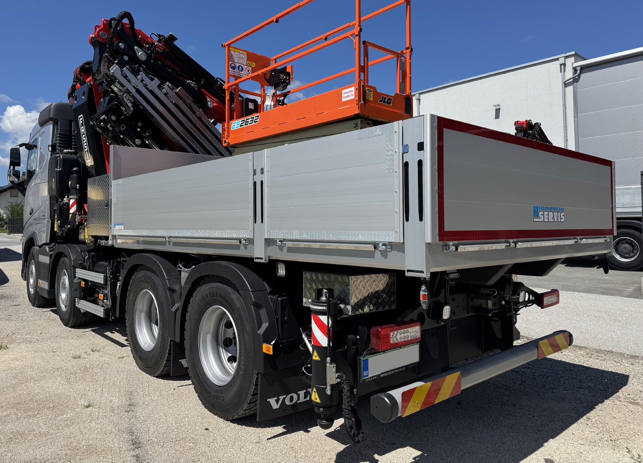 VOLVO Hiab Palfinger Fassi F1450 - Kamion sa dizalicom: slika 3 VOLVO Hiab Palfinger Fassi F1450 - Kamion sa dizalicom: slika 3