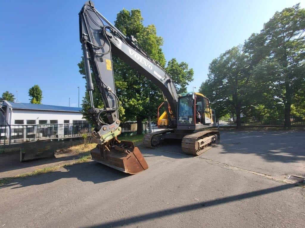 Volvo EC220EL - Bager guseničar: slika 1 Volvo EC220EL - Bager guseničar: slika 1