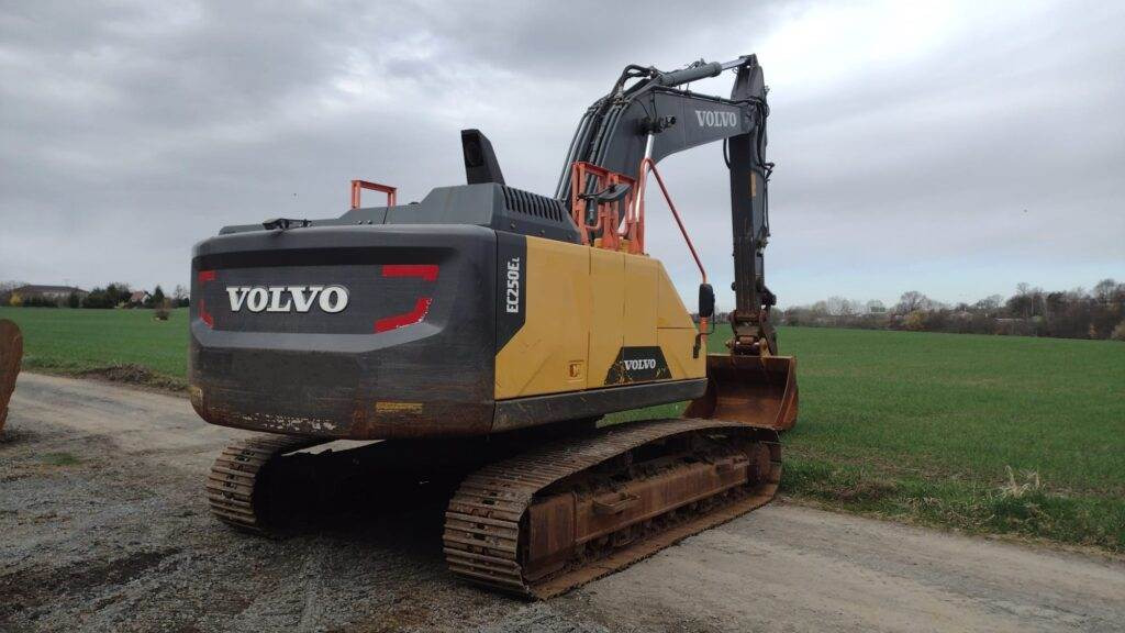 Volvo EC250EL - Bager guseničar: slika 2 Volvo EC250EL - Bager guseničar: slika 2