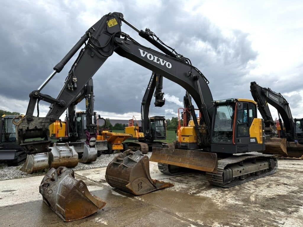 Volvo ECR235EL - Bager guseničar: slika 4 Volvo ECR235EL - Bager guseničar: slika 4